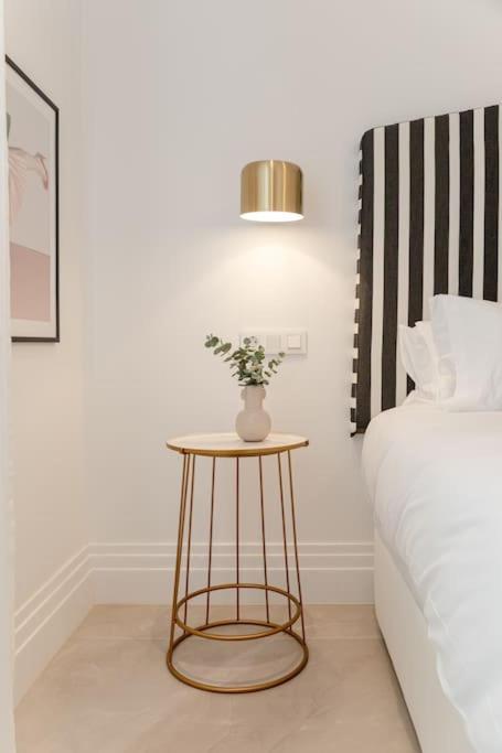Isg Apartments O'Donnell 2-2-Free Parking เซบีญา ภายนอก รูปภาพ