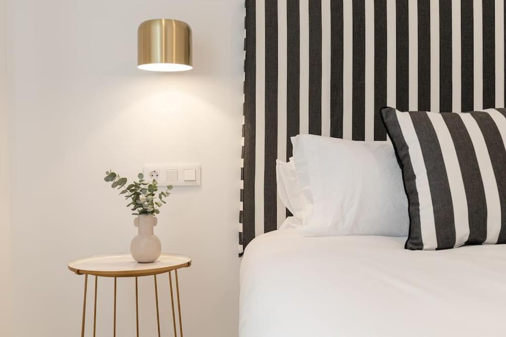 Isg Apartments O'Donnell 2-2-Free Parking เซบีญา ภายนอก รูปภาพ